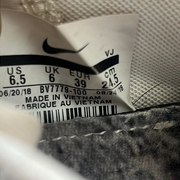 NIKE MOON RACER RUNNING SHOES SNEAKERS SIZE 6.5 - Picture 8 of 8